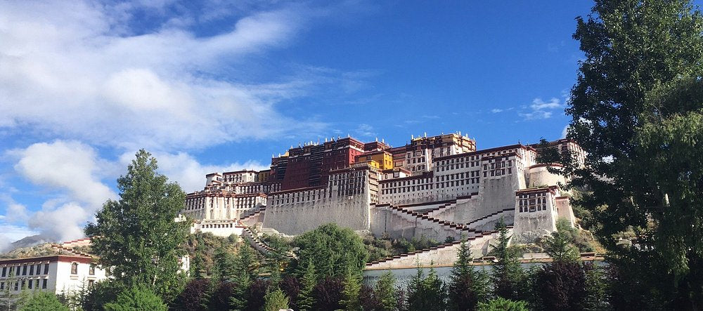 9 Days Lhasa Gyantse Shigatse Everest Namtso Group Tour